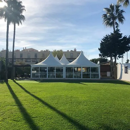Alta Loma Costa Apartment *