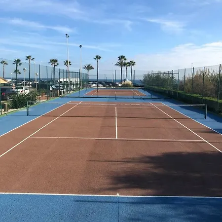 Alta Loma Costa *